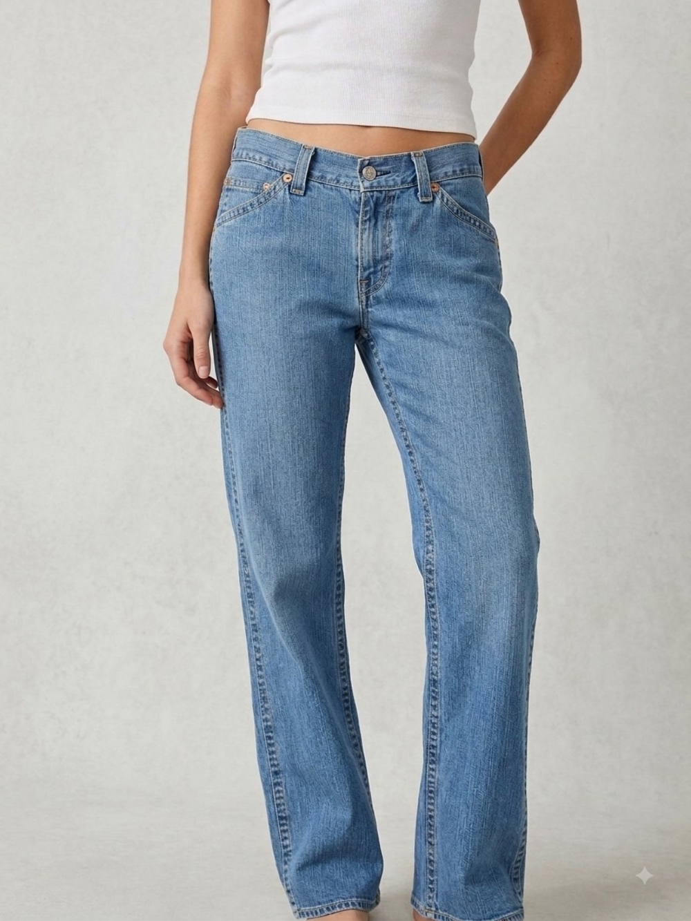 VTG Levi’s Type 1 831L Low Rise Flare Jeans Size 11 M